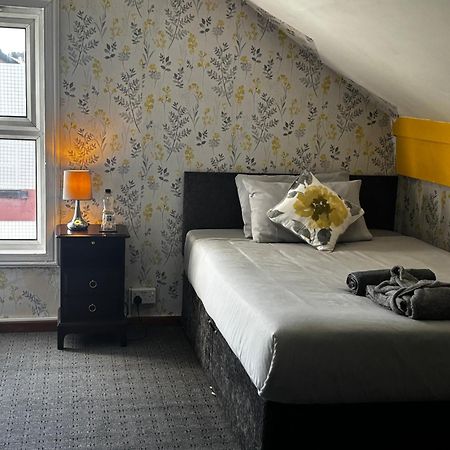 Kayumba Properties Ltd Leeds  Dış mekan fotoğraf