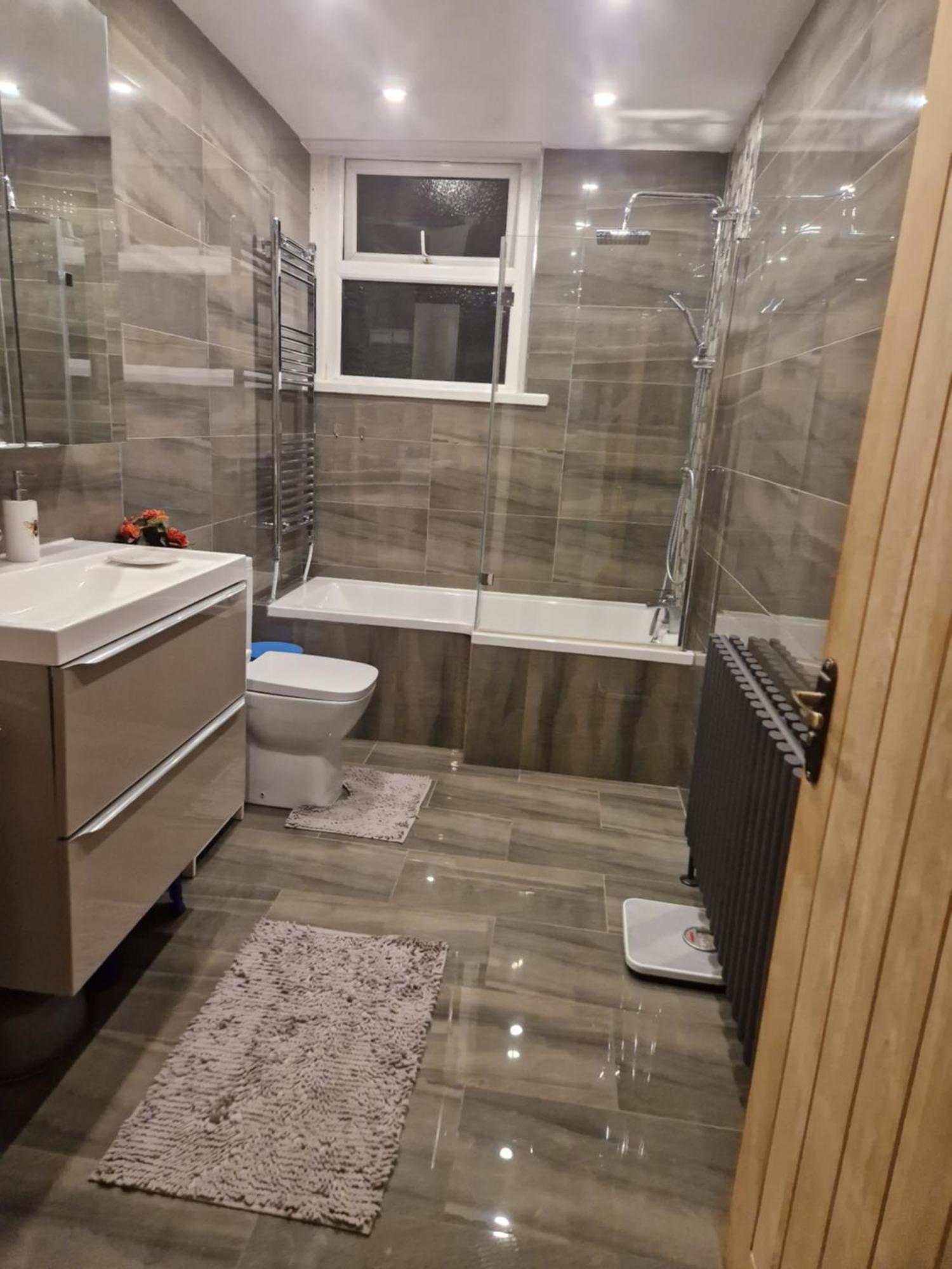 Kayumba Properties Ltd Leeds  Dış mekan fotoğraf