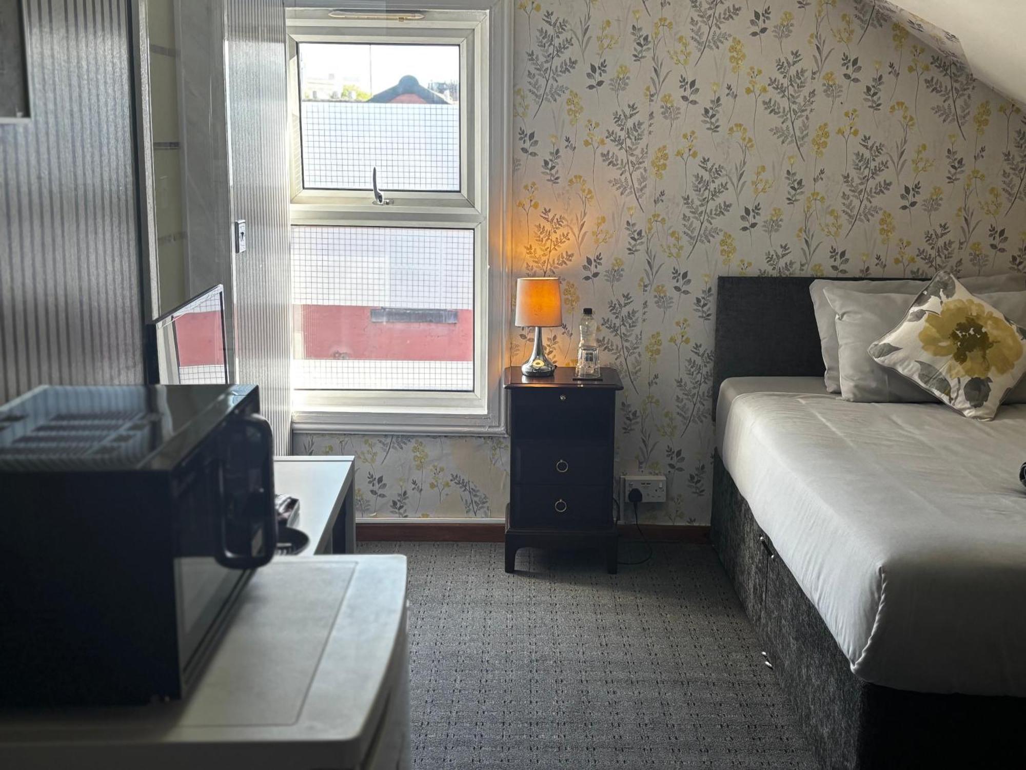 Kayumba Properties Ltd Leeds  Dış mekan fotoğraf