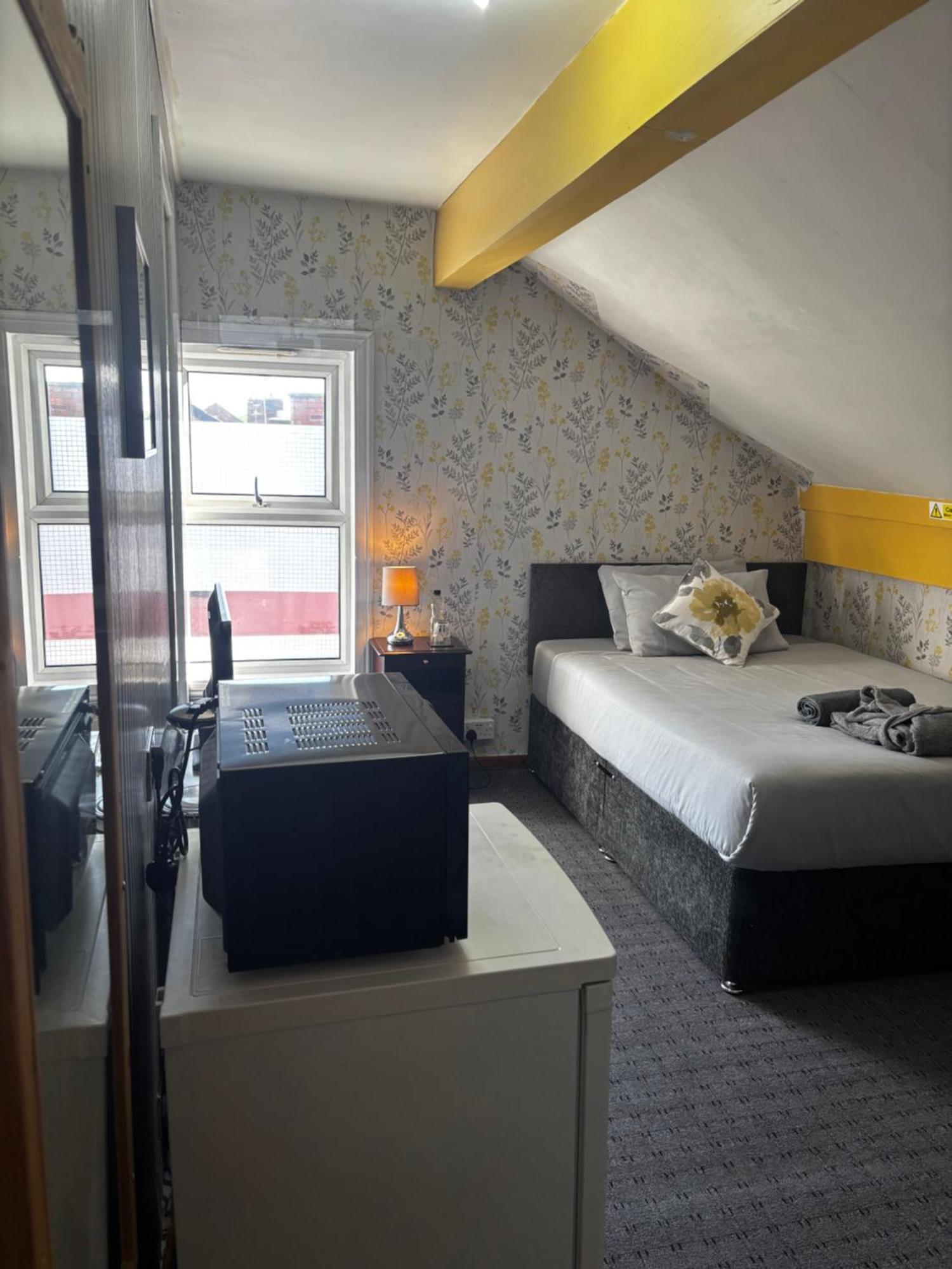 Kayumba Properties Ltd Leeds  Dış mekan fotoğraf